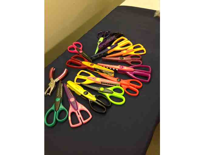 Scrapbooking Scissors - set of 14 different cuts plus heart shaped hole punch