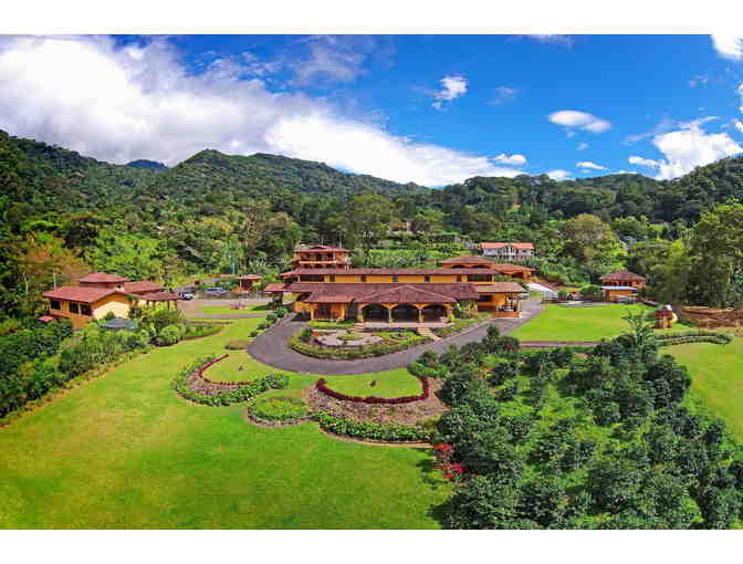 Los Establos Boutique Inn- Panama - Enjoy 7 Nights of Plantation Estate Accomodations
