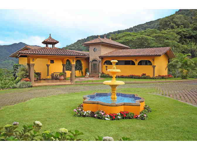 Los Establos Boutique Inn- Panama - Enjoy 7 Nights of Plantation Estate Accomodations