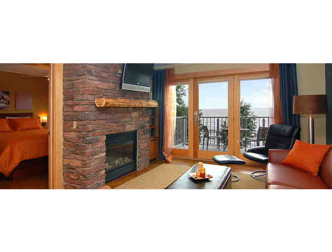 EAST BAY SUITES IN GRAND MARAIS 1 NIGHT STAY