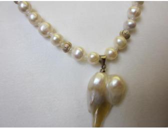 Blister Pearl Pendent Necklace with Silver beads