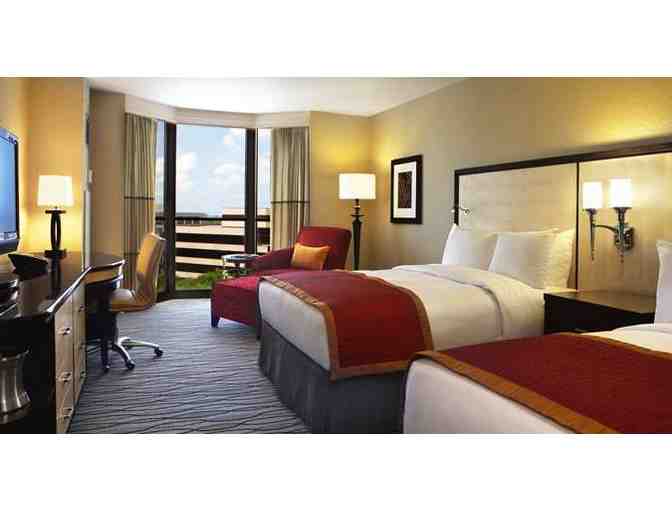 One Night Stay Hilton Rosemont Chicago O'Hare