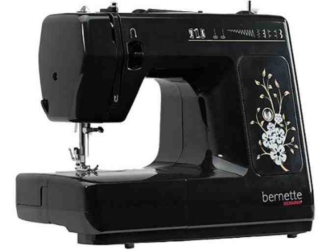 Bernette 46 Sewing Machine