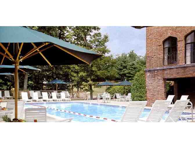 Romance Package at the Radisson Hotel Nashua!