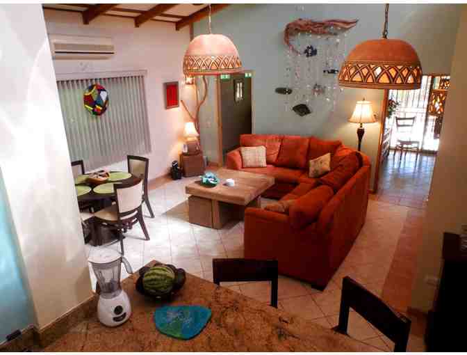 One-week stay for up to 6 people in a Costa Rica Villa