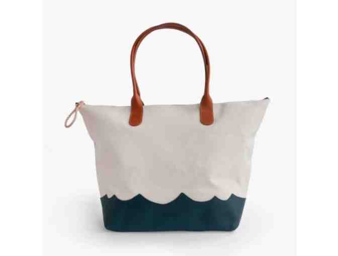 Eklund Griffin Wave Weekender bag donated by Daytrip Society