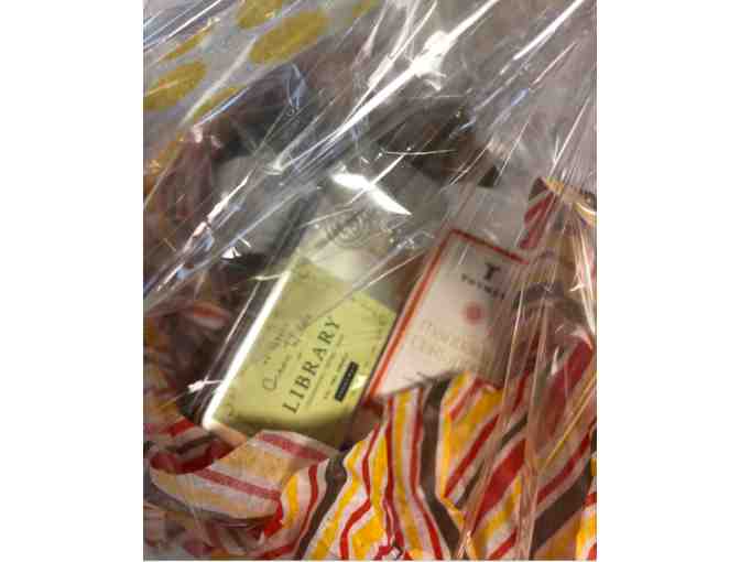 Gift Basket donated by Fleurant