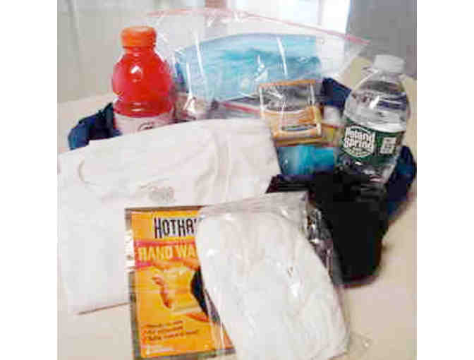 Help the Homeless: Dignity Kit - Photo 1