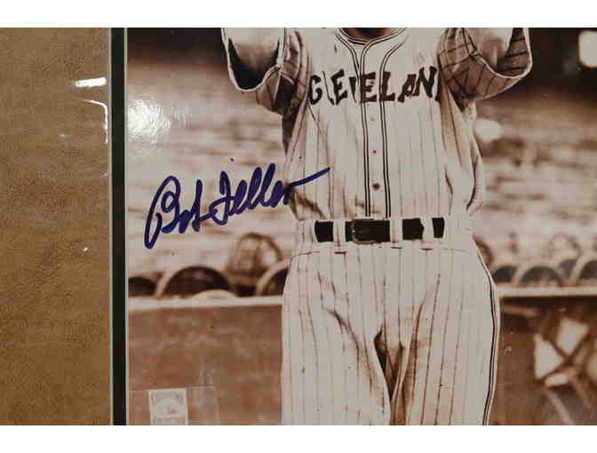 Autographed Bob Feller Photo (World Series Champion 1948)