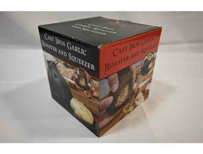 Cast Iron Garlic Roaster & Squeezer