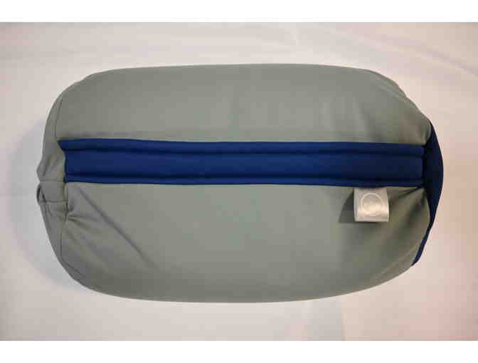 Brookstone Fom Tablet Pillow