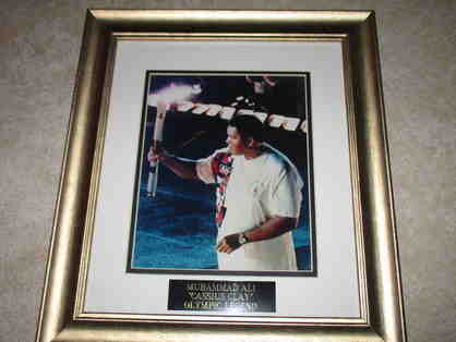 Rare Muhammad Ali 1986 autographed photo of him lighting Olympic torch