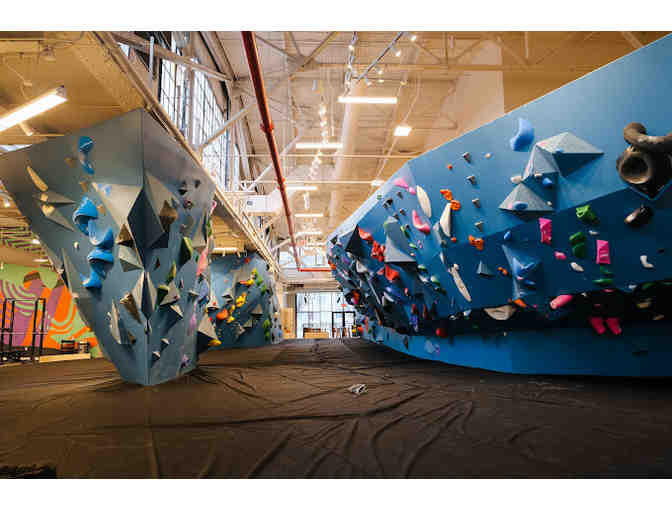 Parent's Night Out at Brooklyn Bouldering Project