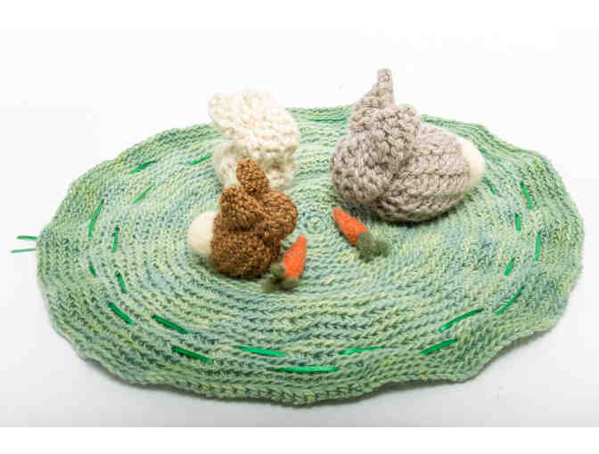 Best Bunnies and Green Meadow Take-Along Play Mat