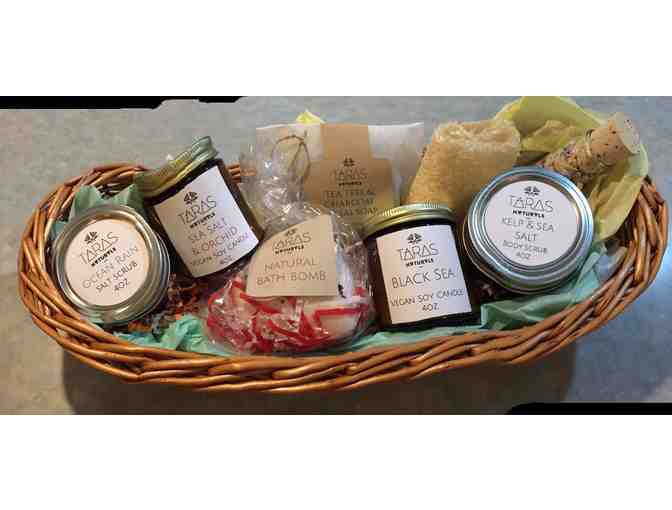 Tara's Natural Body Products Ocean-Themed Gift Basket