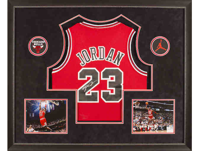 Michael Jordan Autographed Authentic Chicago Bulls Jersey - Photo 1