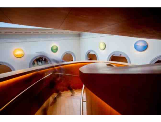 2 Art Gallery of Ontario Admissions