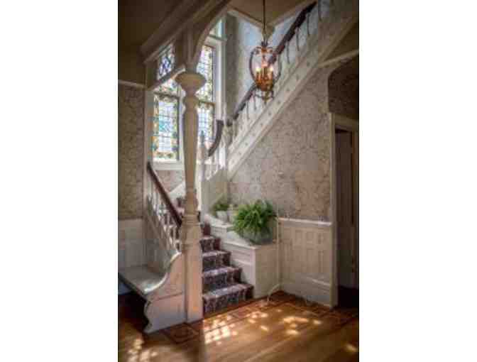 Private Mansion Dinner Party