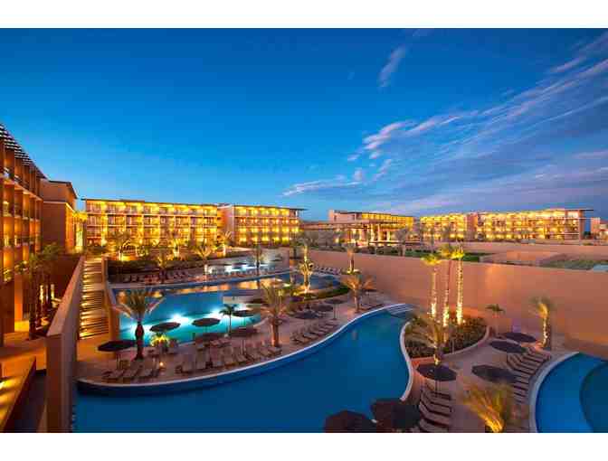 2 night accomodation at JW Marriott Los Cabos Beach Resort and Spa