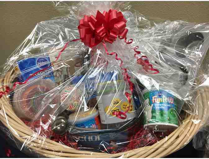 3A - Baking Basket with Personalized Cookie Jar