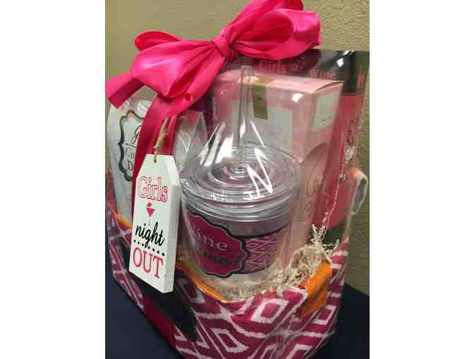 8B - Wine and Fun Basket