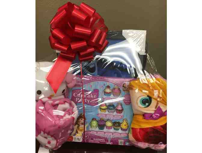 Frozen Art Frame, Disney Princess and Hello Kitty Blanket