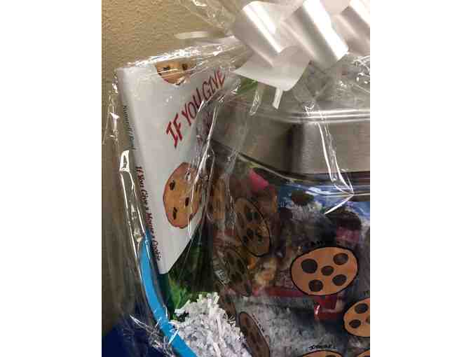 K/1 - If You Give MAC K/1 a Cookie Basket