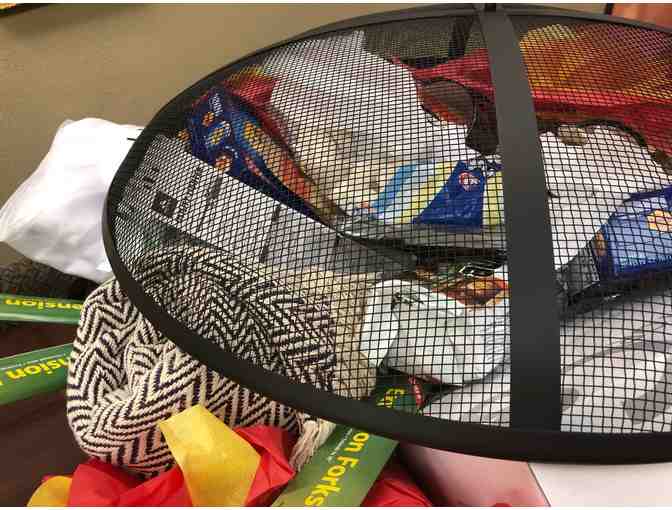 1A - Smores by the Bonfire Basket & Chair