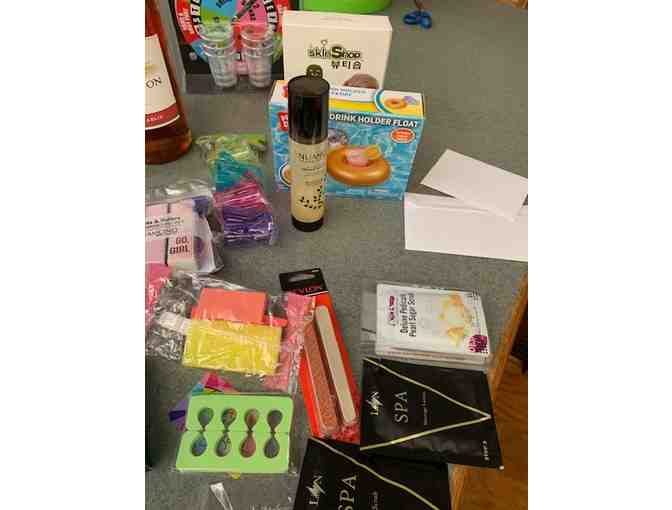 2A - Girls Night Out Basket