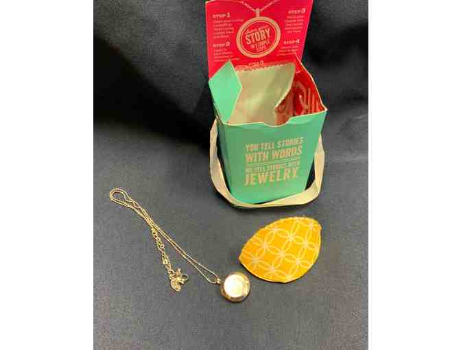 Origami Owl Pendant Locket and Gift Certifcate