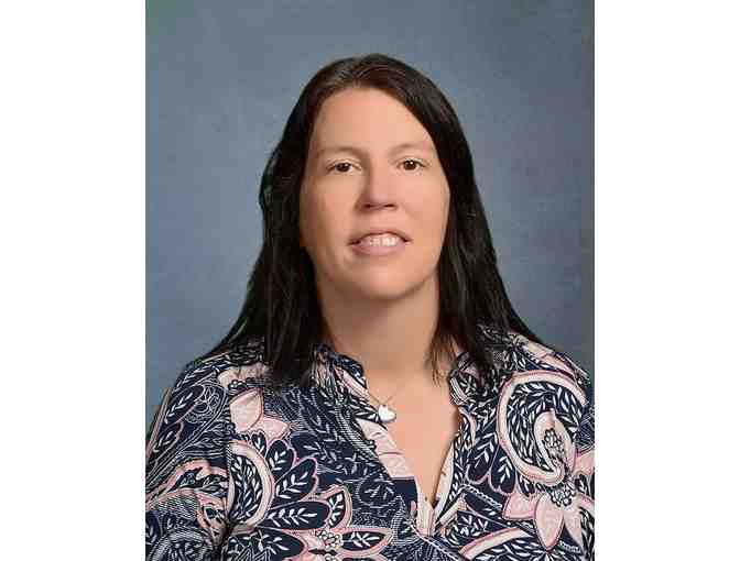 4/5B - Join Our Book Club and Relax Basket