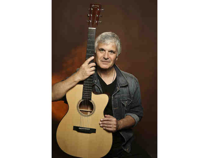 Guitar Lesson with Laurence Juber + his book 'Guitar with Wings' + his latest album!