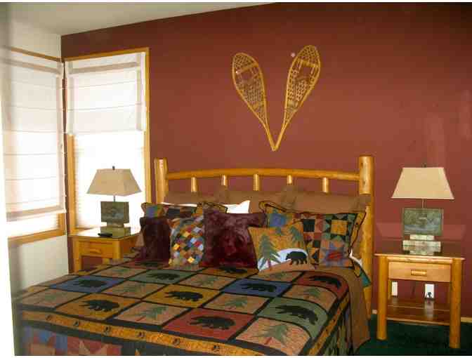 Mammoth Lakes Three Night Stay for 6 People
