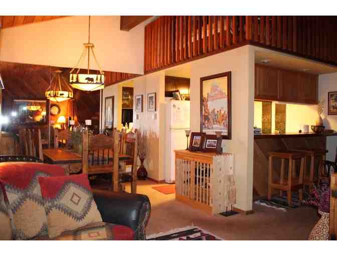 Mammoth Lakes Three Night Stay for 5 People