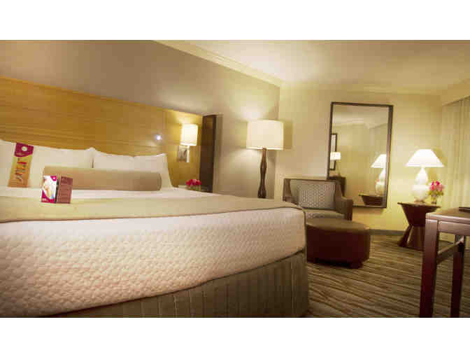 2 Nights at the Crowne Plaza Redondo Beach Plus Dinner at Bluewater Grill