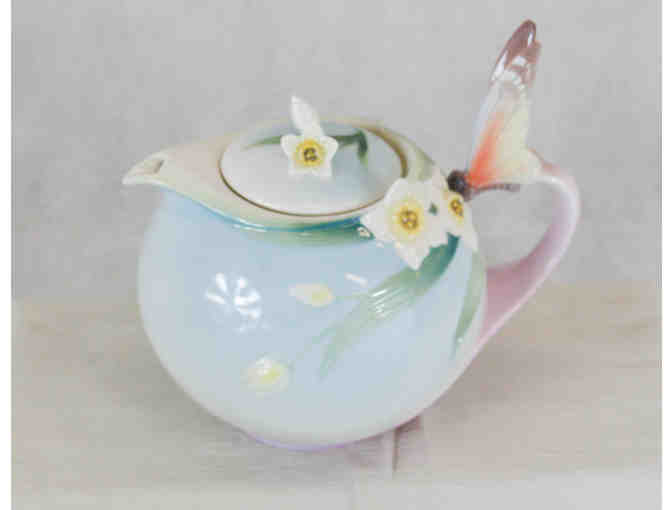 Franz Porcelain's Papillon Butterfly Collection