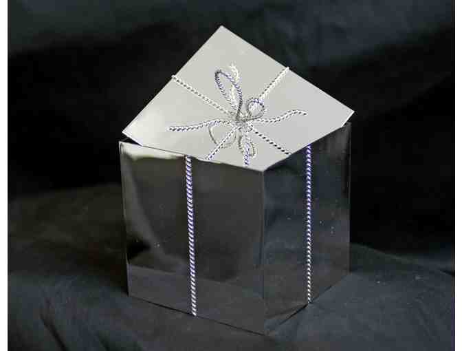 Vera Wang Love Knots  Silver Plated Covered Box
