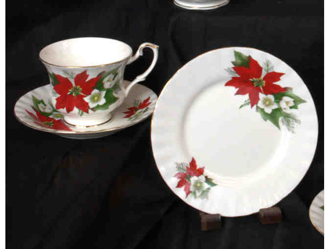 Poinsettia Tea Set for 6