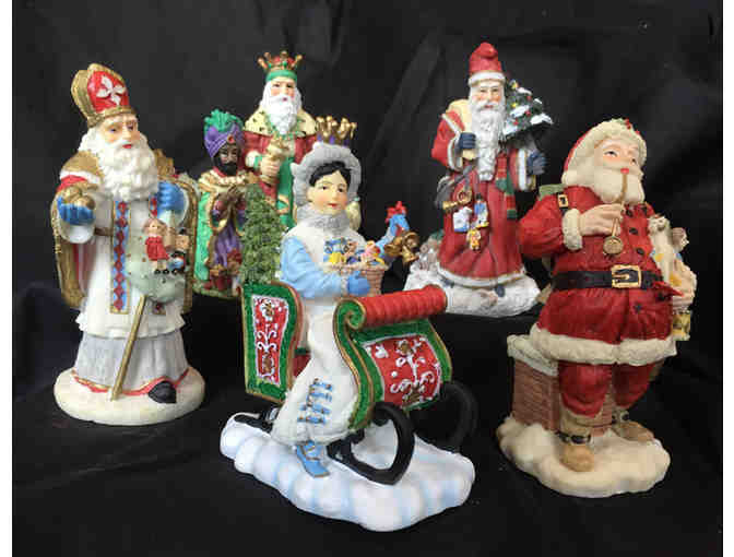 International Santa Claus Collection