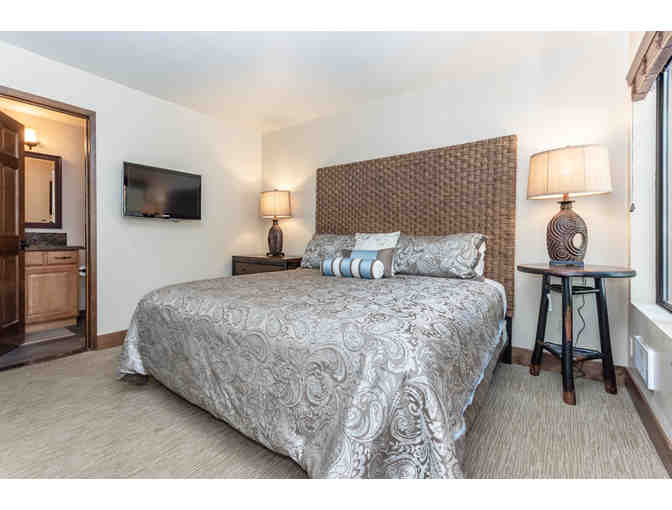 Mammoth Lakes Four Night Stay for up to 8 People