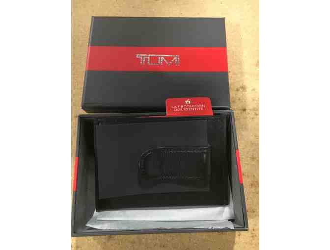 TUMI  Alph Money Clip Card Case