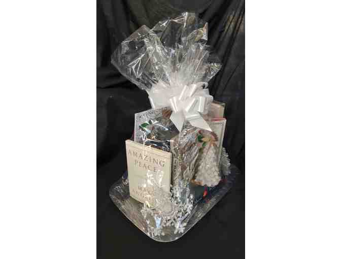 Christmas Family Night in Front of the Fire