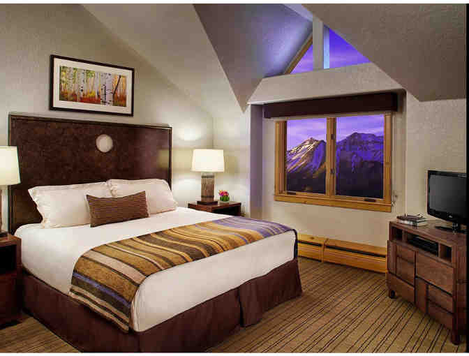 1 Week Luxurious Stay in a 3 Bedroom Mountain Village Residence in Telluride, Colorado