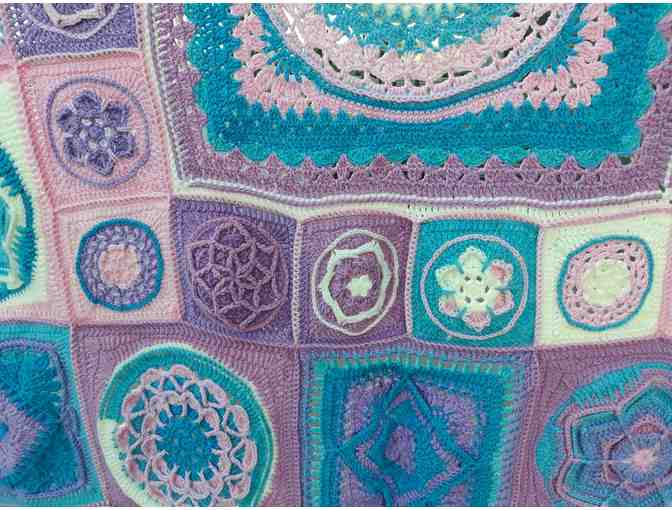 Dream Weaver Crocheted Afghan - Photo 5