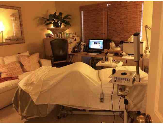 Simply Skin/ LashTech Gift Basket