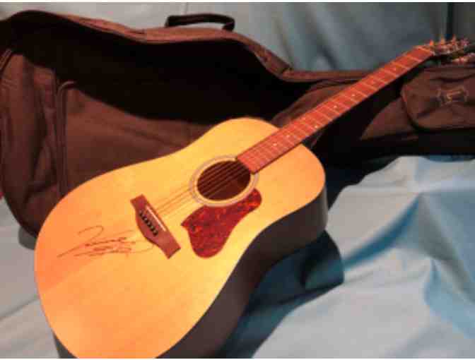 Vince Gill autographed Seagull guitar with Carrying Case