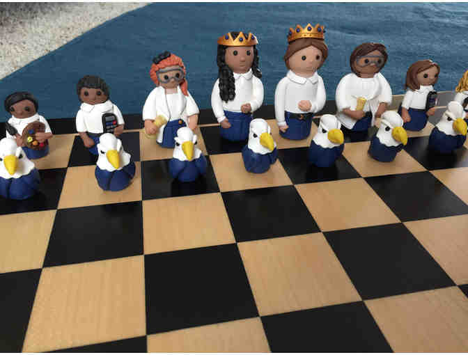 Custom Harvard Chess set - Photo 3