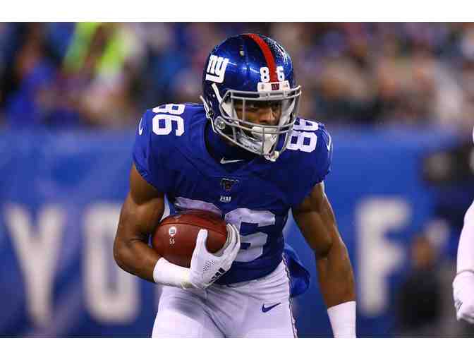 New York Giants - 4 Tickets & Parking Pass