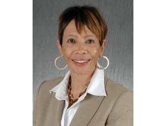 Lunch with Dean Goldberg & Dean Haywood for 8 Students at a TBD Restaurant