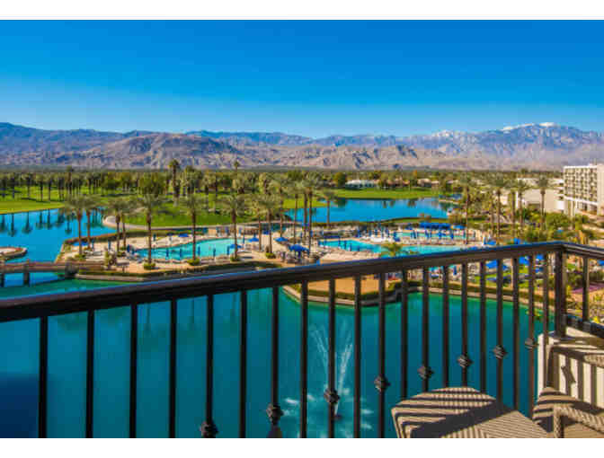 1 night stay at beautiful JW Marriott Desert Springs with golf for 2
